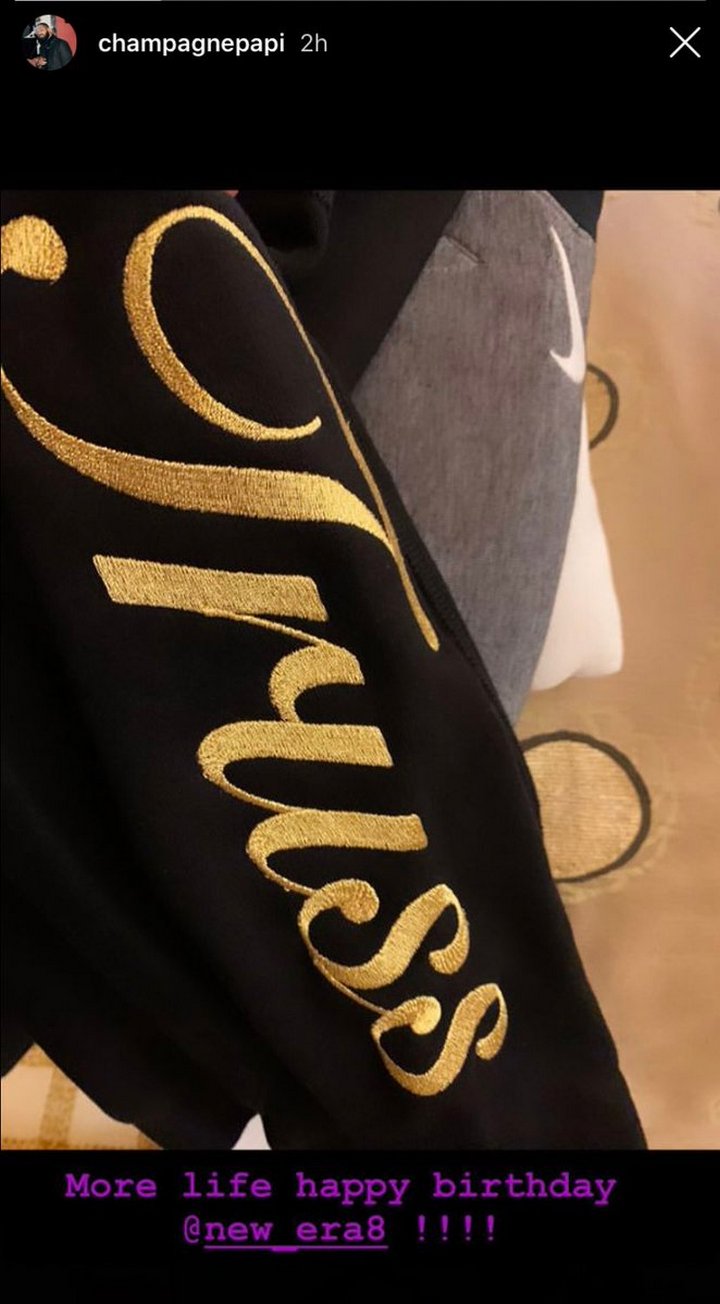 Drake wished Lamar Jackson a happy birthday before the game