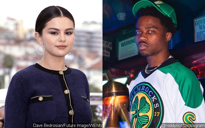 Selena Gomez Trolled for Begging Fans to Stream 'Rare' So That She Won't Lose to Roddy Ricch