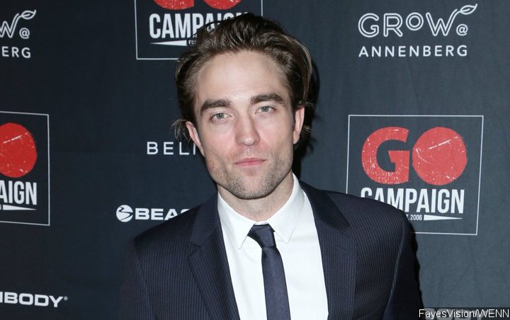First Look at Robert Pattinson in Batman's Suit Unveiled by Matt Reeves