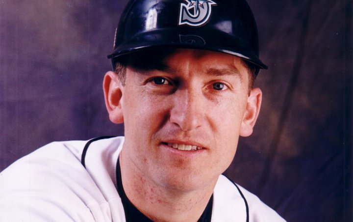 MLB All-Star John Olerud Showered With Support After Daughter Dies at 19