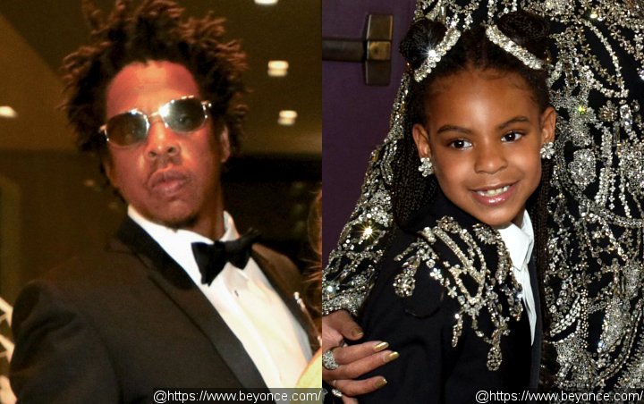 Jay-Z Called 'Rude' for Turning Down Touchy Man While Attending Lakers Game With Daughter Blue Ivy