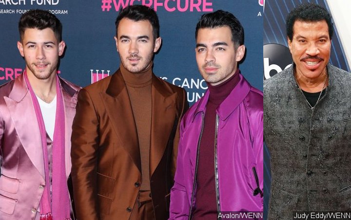 Jonas Brothers, Lionel Richie and More Pull the Plug on Shows In Light of Coronavirus