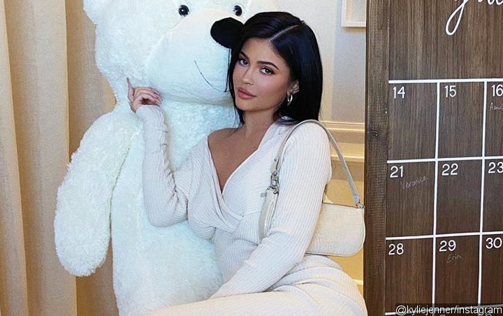 Kylie Jenner Slams Coronavirus Rumors: I Had Horrible Infection in the Throat