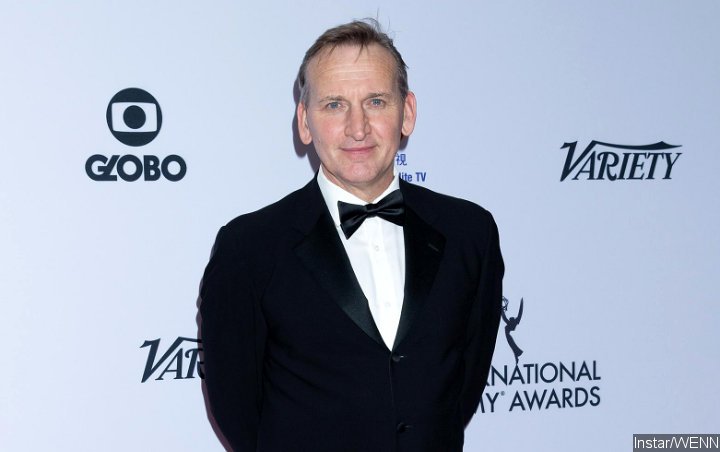 Christopher Eccleston Aims to Avoid COVID-19 Hospitalization by Cutting ...