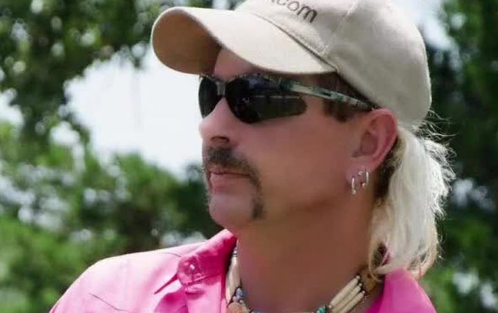 Winner of Joe Exotic's Pink 'Tiger King' Shirt Bidding Claims to Be Hacked