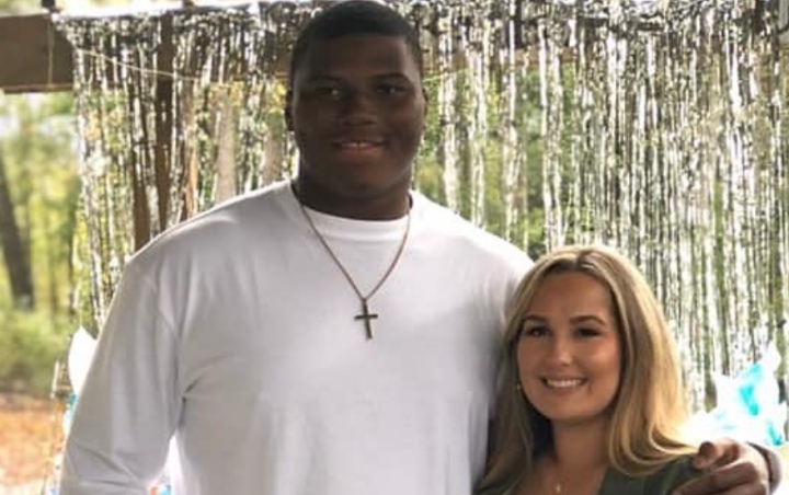 NFL Star Derrick Brown Slams Journalist for Referring to His Girlfriend as 'Baby Mama'
