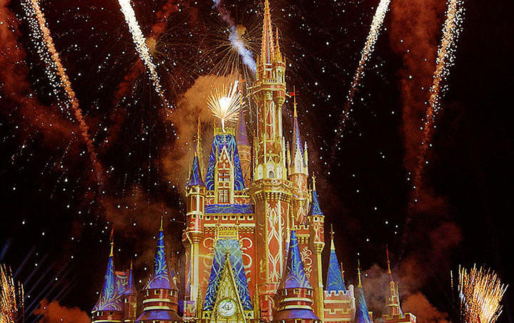 Disney World Brings Iconic Fireworks Show Online Amid Lockdown