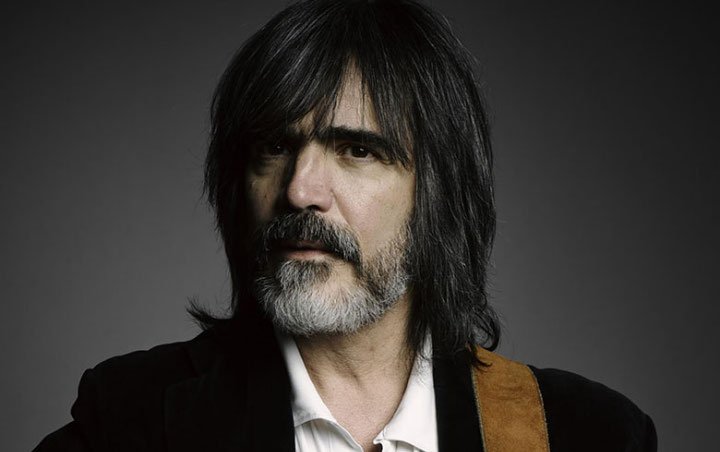 Bob Dylan's Ex-Collaborator Larry Campbell Claims to Have Lost 10 Pounds From COVID-19 Battle
