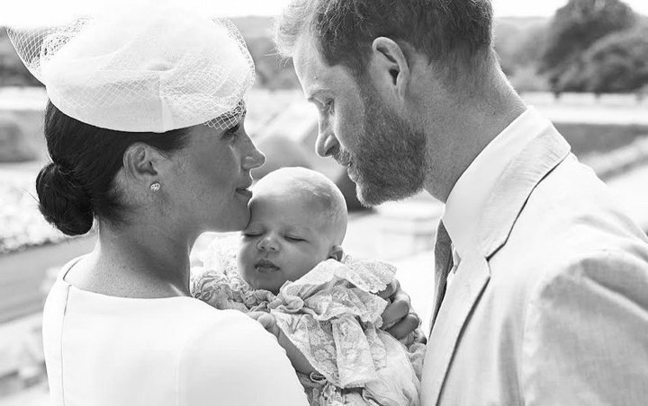 Baby Archie Calls Prince Harry 'Dada' as Mom Meghan Markle Reads to Him in Adorable Video 