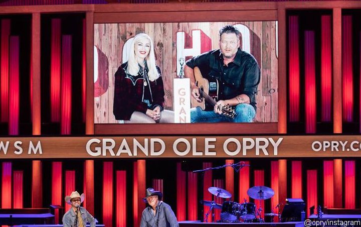Gwen Stefani Makes Grand Ole Opry Debut With Blake Shelton Duet 