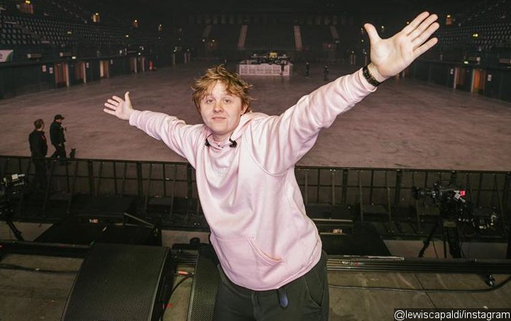 Lewis Capaldi Hopes to Release New Album With Songs He Wrote During Coronavirus Quarantine