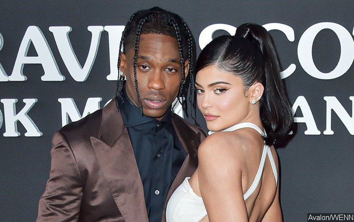 Kylie Jenner and Travis Scott Spotted on Dinner Date After He Liked Iggy Azalea's Sexy Pics