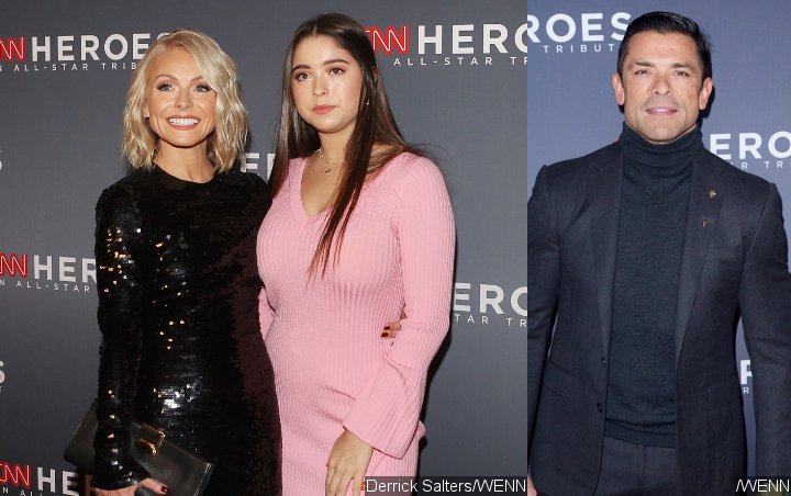 Kelly Ripa's Daughter Isn't Here for Mom's Butt Selfies and Mark Consuelos' Thirst Traps Pics