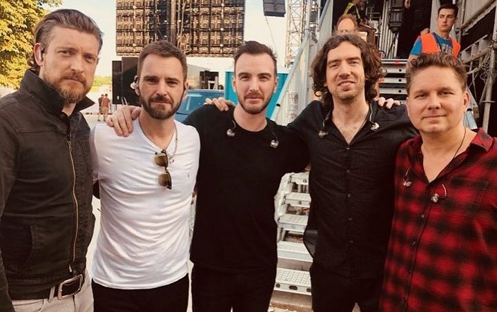 Snow Patrol Debuts Charity Mini Album  