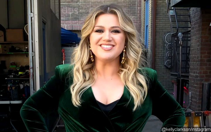 Kelly Clarkson Opens Up About Struggling After Her Divorce: My Life Is a Dumpster