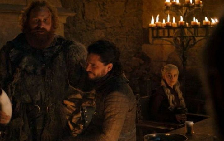 'Game of Thrones' Showrunners Thought Coffee Cup Gaffe Was 'Photoshopped' as Prank