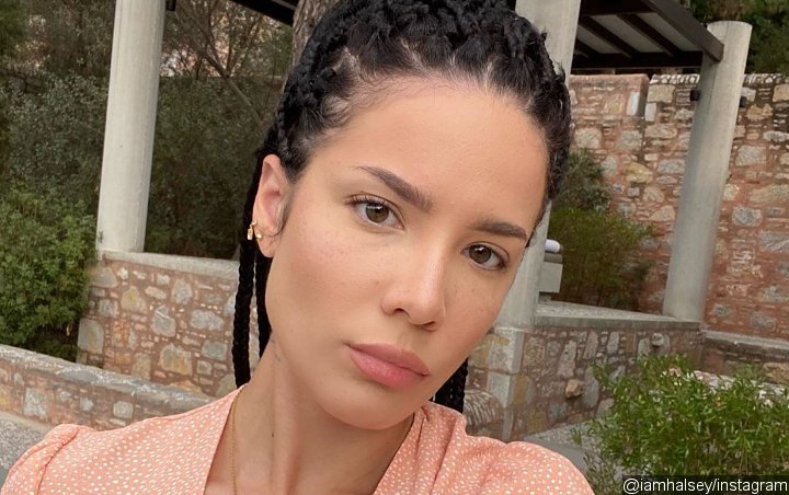 Halsey's Short Blonde Hair Transformation: See Her New Look - wide 9