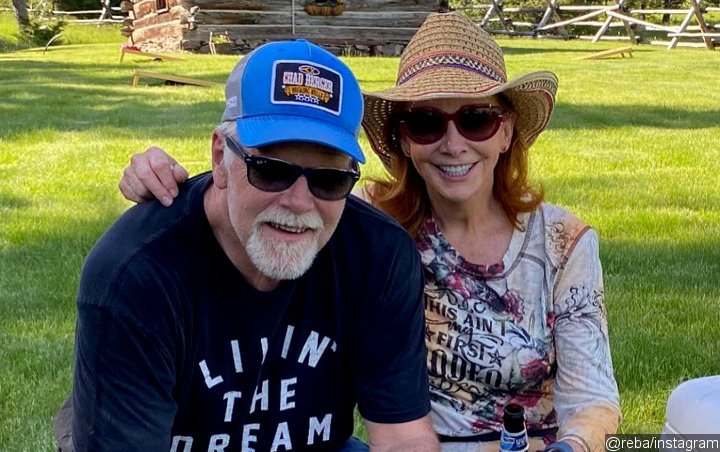 Reba McEntire Treats Fans to a Sweet Pic of Her With 'Sugar Tot' Boyfriend Rex Linn