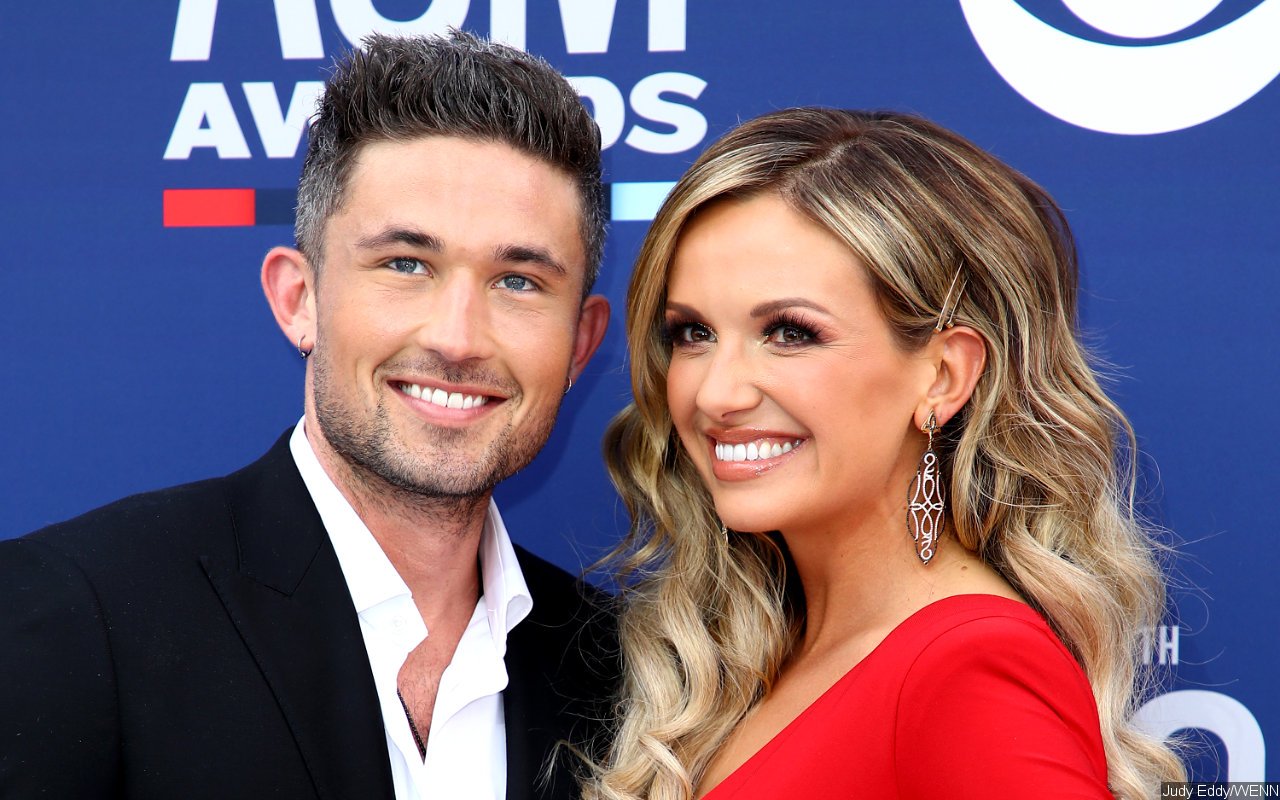 Carly Pearce,Michael Ray,Marriage,Issue,Split,divorce.