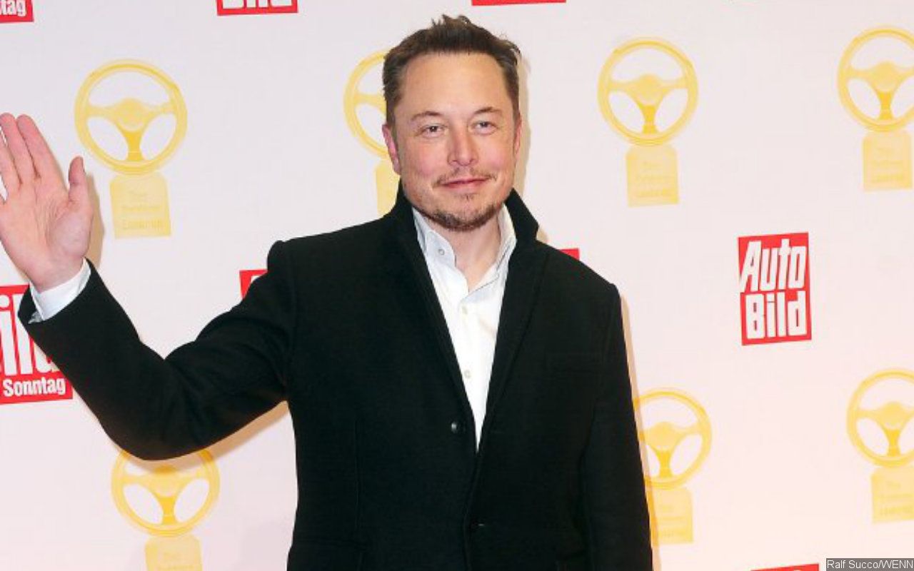 Elon Musk Slammed for Calling 'Bogus' on Mixed COVID-19 Test Results