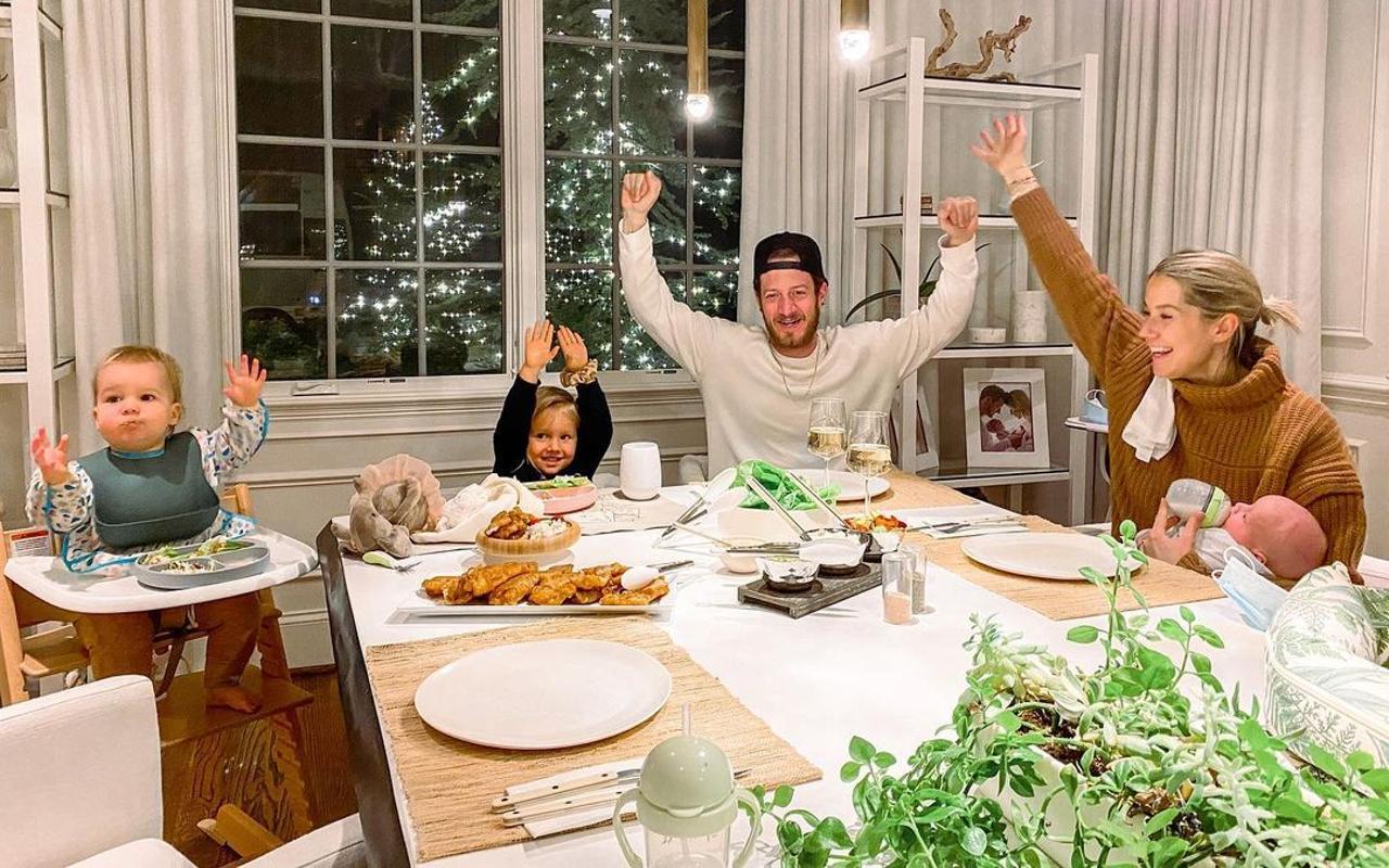 Tyler Hubbard Celebrates Family Reunion Following Covid-19 Quarantine