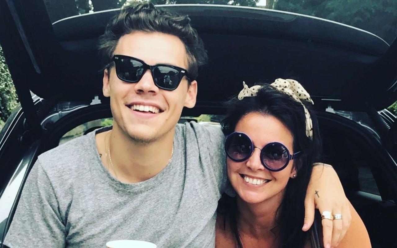 Harry Styles Defended by Mom After He's Criticized for Wearing Dresses