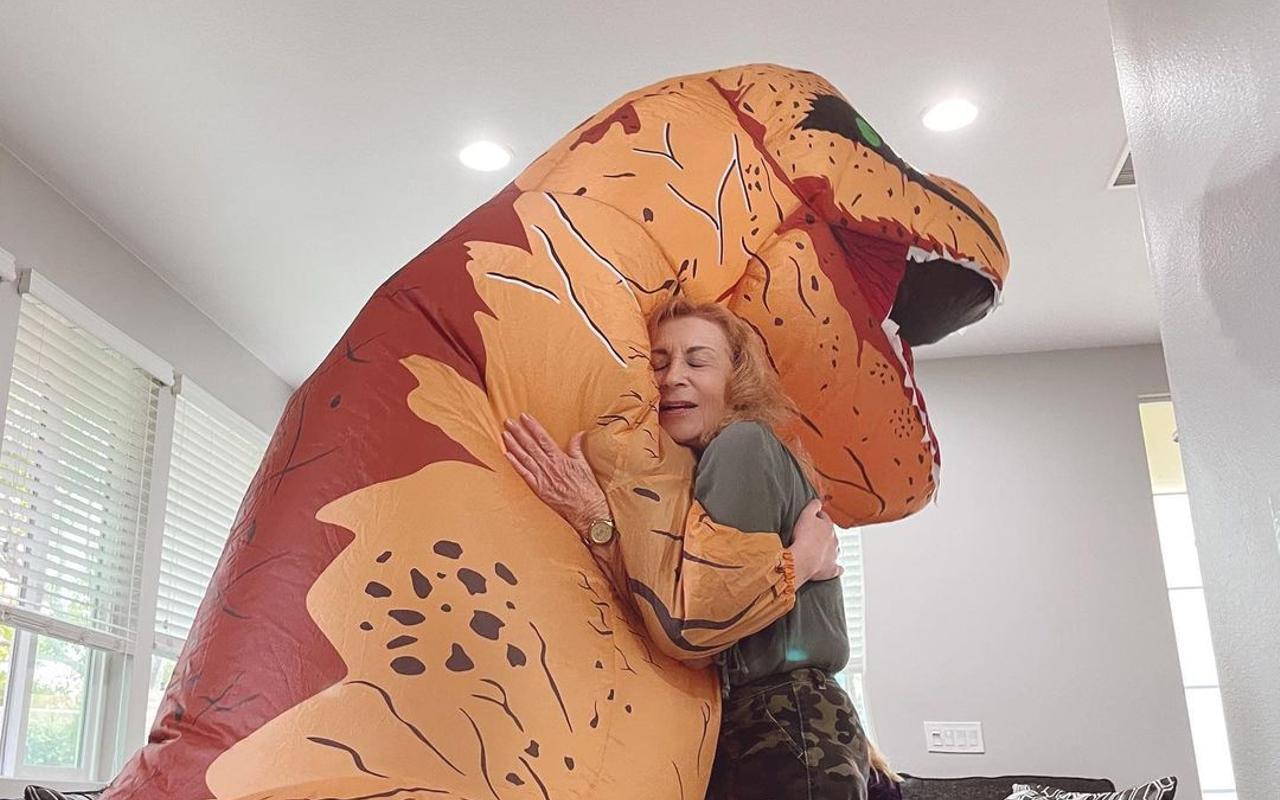 Joey King Dons Dinosaur Costume to Safely Hug Grandma on Her Birthday Amid Pandemic