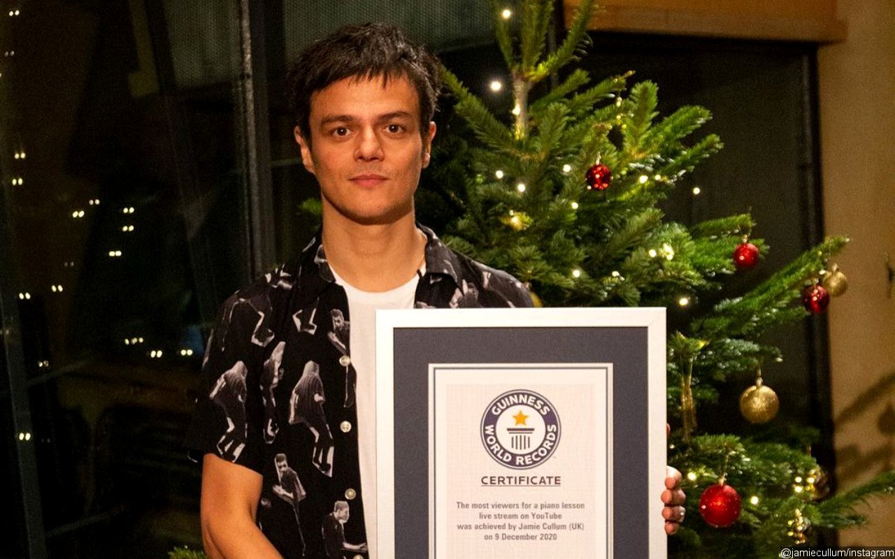 Jamie Cullum Becomes World Record Holder After Hosting Largest Music Lesson Ever