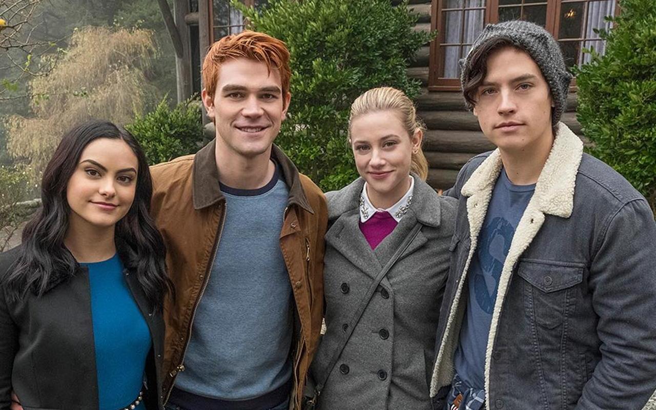 KJ Apa Reveals Strict Rules on 'Riverdale' Set for Safe Kissing Scenes Amid Pandemic