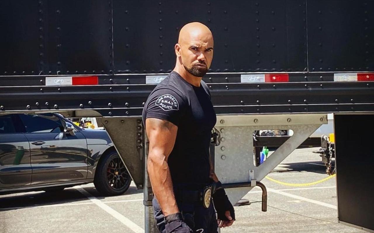 Shemar Moore Diagnosed With Covid-19 After Initially Thinking He Had Food Poisoning
