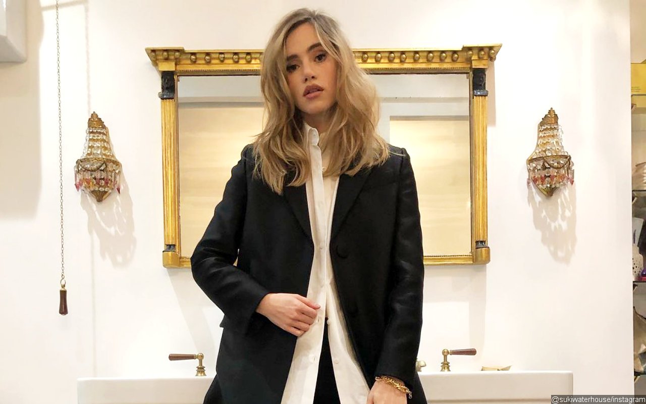 Suki Waterhouse Teases on Album She Worked on During COVID-19 Pandemic