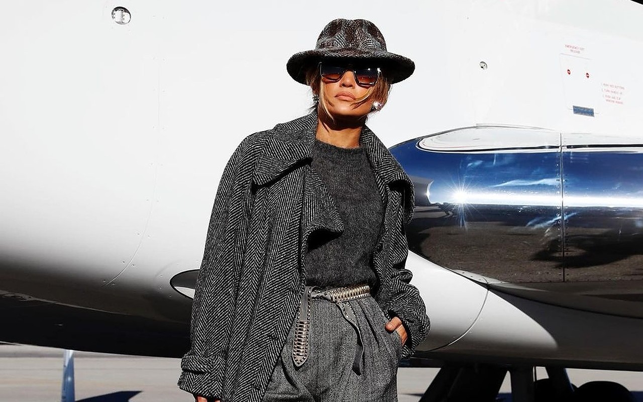 Jennifer Lopez 'Really Nervous' Ahead of Performance at ...