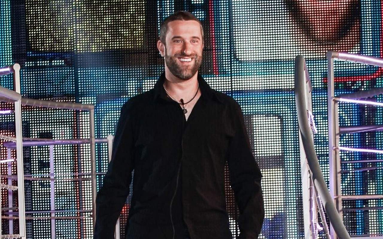 Dustin Diamond in Good Spirits After Completing First Round of Chemotherapy - Vimarsana News