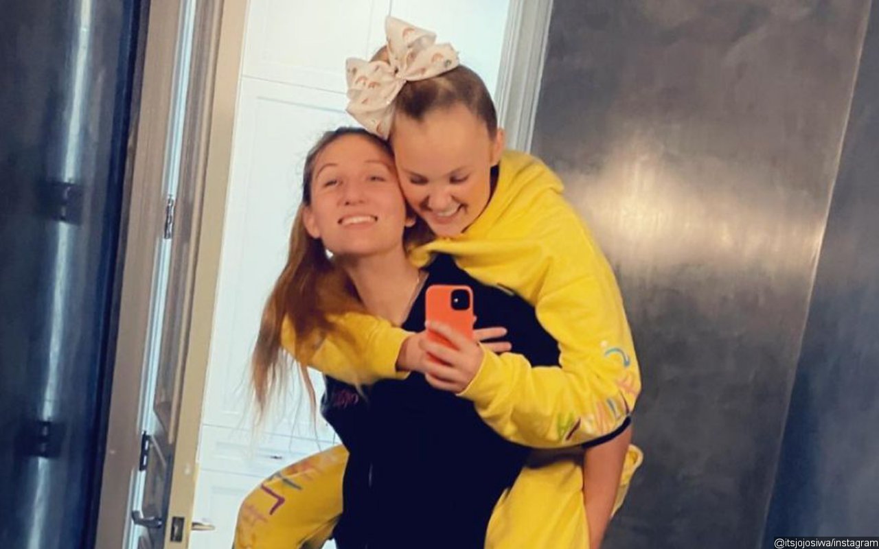 Jojo Siwa Gushes Over New Girlfriend in Sweet Video of Their First Valentine's Day
