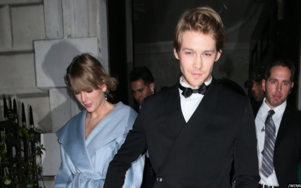 Taylor Swift Reveals BF Joe Alwyn's Role in Driving Her to Speak Out About Politics - Vimarsana News