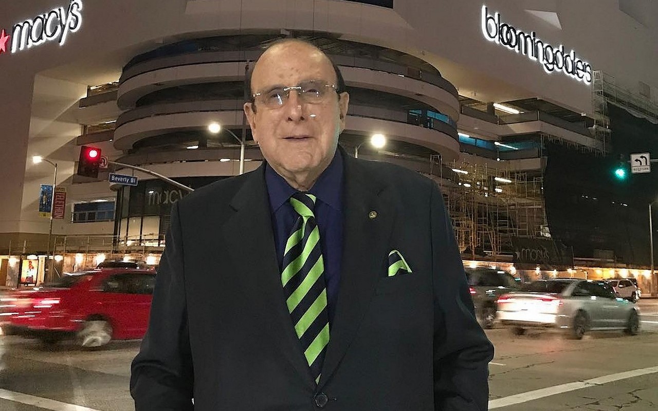 Clive Davis Puts on Hold Pre-Grammy Event After Diagnosed With Bell's Palsy