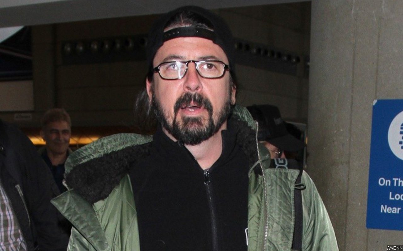 Dave Grohl Teams Up With Mother to Develop New Streaming Show - Vimarsana News