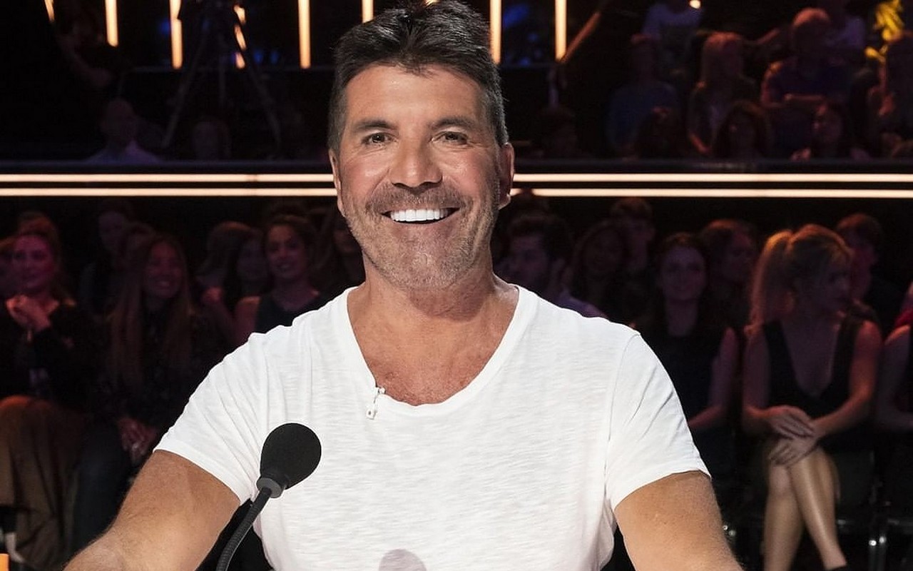 Simon Cowell,America's Got Talent,Season 16.