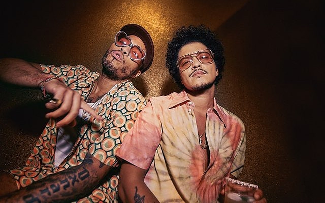 bruno mars anderson paak debut silk sonic first single bruno mars anderson paak debut silk sonic first single