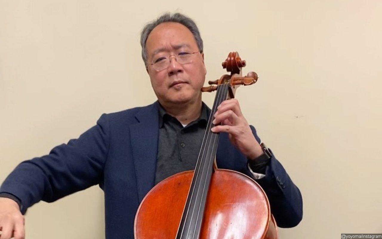 Yo-Yo Ma Delivers Surprise Performance at COVID-19 Vaccine Center