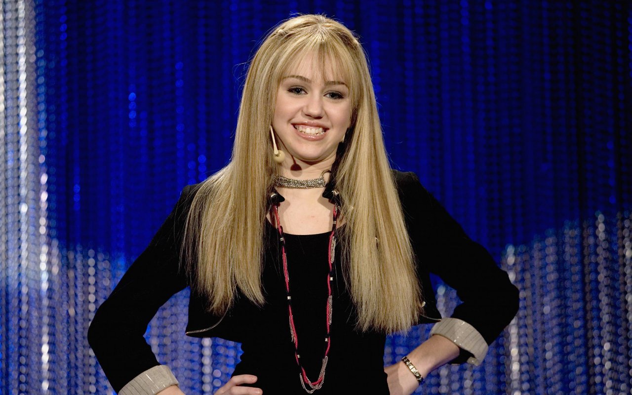 Miley Cyrus Gets Reply From Fictitious Character for Letter on 'Hannah Montana' 15th Anniversary