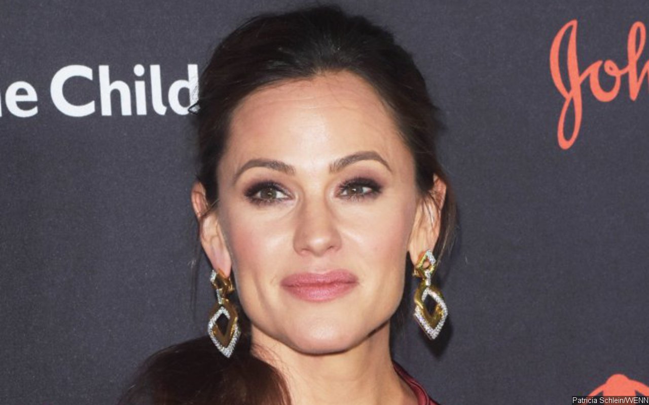Jennifer Garner Believes She Won't Be 'Single Forever' But Is Still 'So