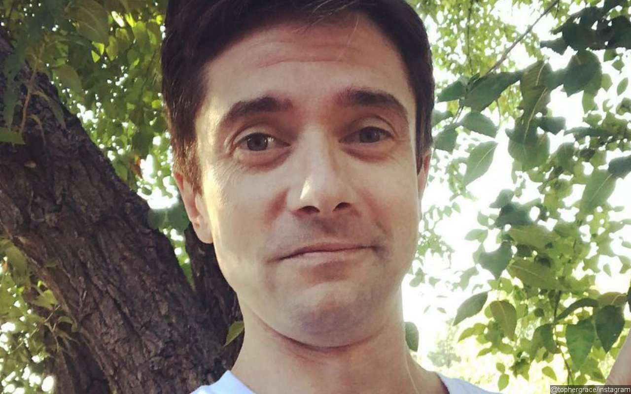 Topher Grace Admits To Spending Covid 19 Lockdown Changing Diapers After Birth Of Second Child Topher Grace Admits To Spending Covid 19 Lockdown Changing Diapers After Birth Of Second Child