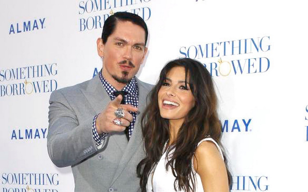 Steve Howey and Sarah Shahi Share Joint Custody of Kids as They Finalize Divorce