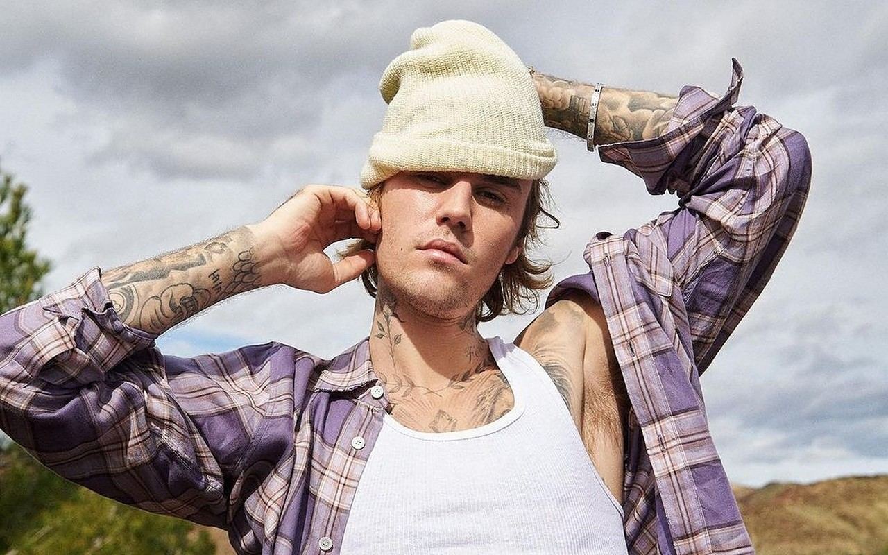 Justin Bieber Admits to Struggling With Trust Issues During First Year of Marriage 