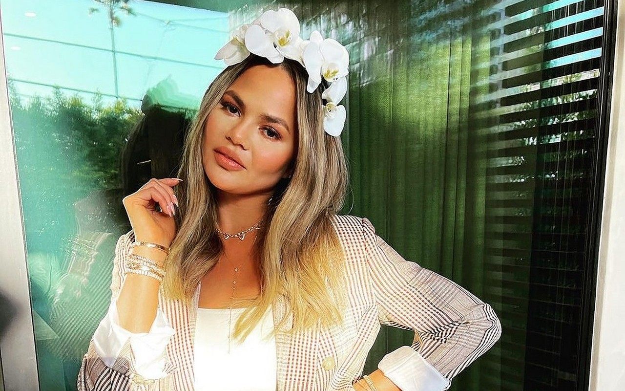 Chrissy Teigen Admits Life Was 'Terrible' Without Twitter, Returns After Brief Break