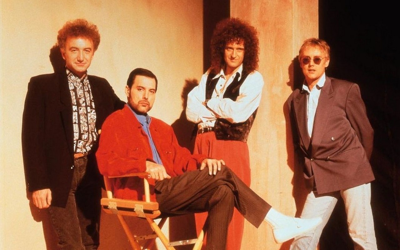 Queen Nearly Disbanded Due to Financial Issues in 1975