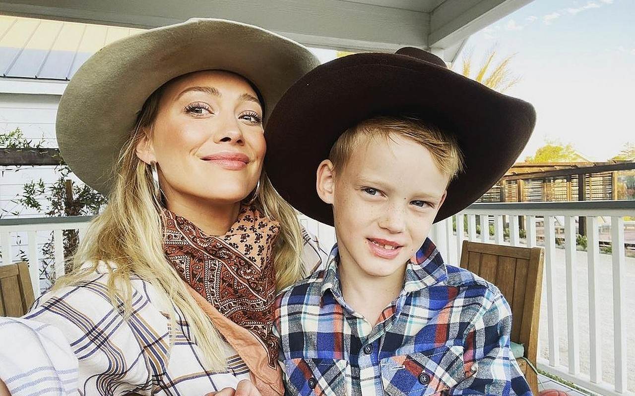 Hilary Duff Explains Why She Felt It's Important for Son to Witness Her Giving Birth