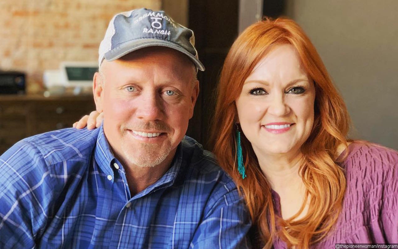 Ree Drummond Amused by Husband's Admission of Being 'Kicked in the Head by Cow'