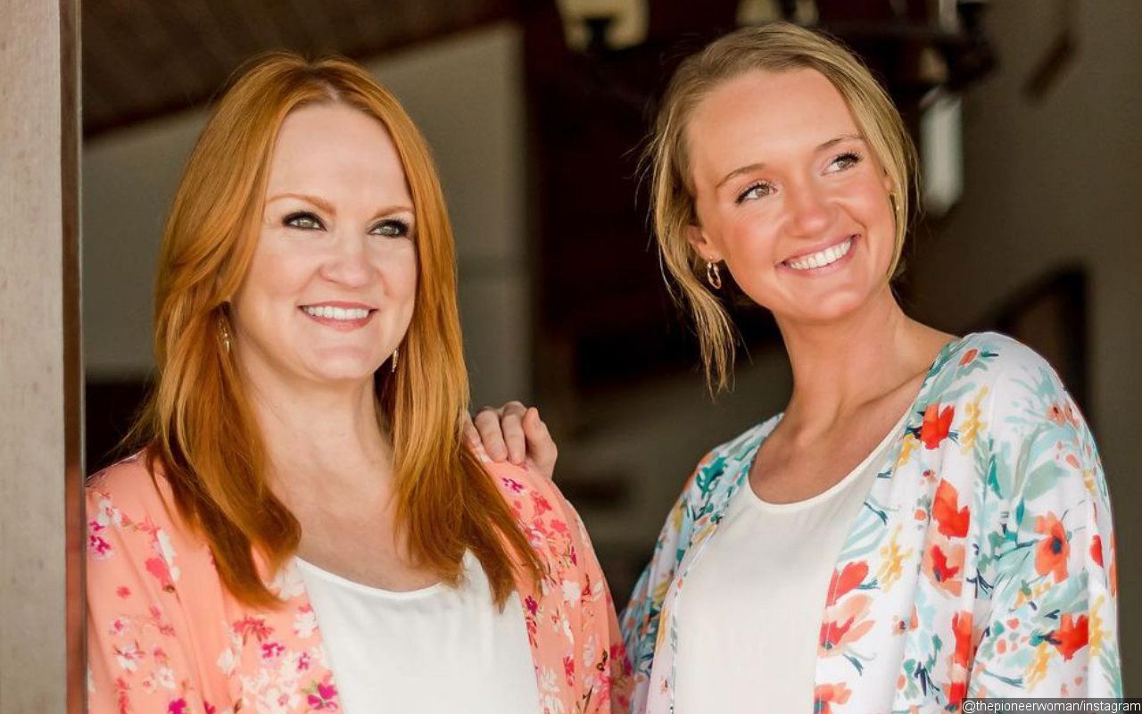 Ree Drummond Gets Congratulated on Daughter's Wedding
